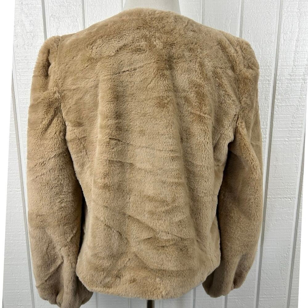 Chelsea & Violet Faux Fur Jacket Womens S Beige Tan Puff Sleeve Cropped Coat - Picture 5 of 7